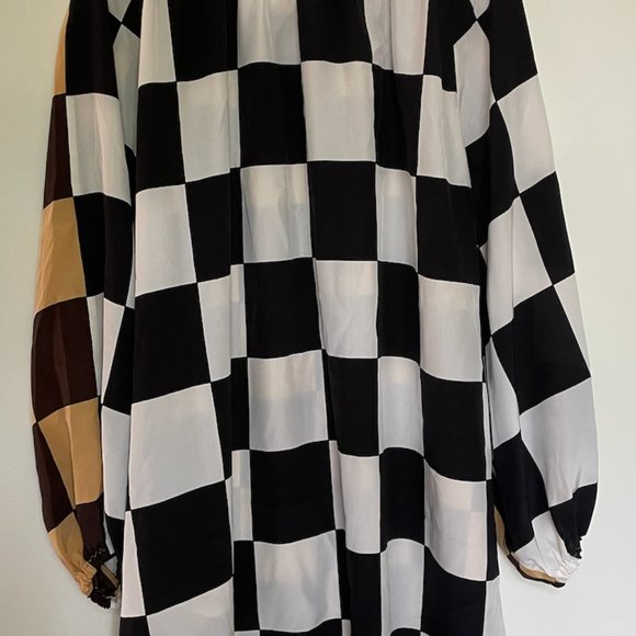 Local Woman Chess Dress - Picture 5 of 5